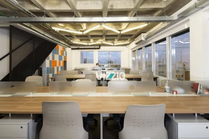 Conjunto Corporativo para locação, com ar-condicionado e piso elevado.