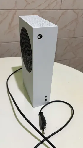 Xbox Series S 512GB sem controle