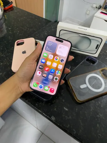 iPhone 15 128gb Completo