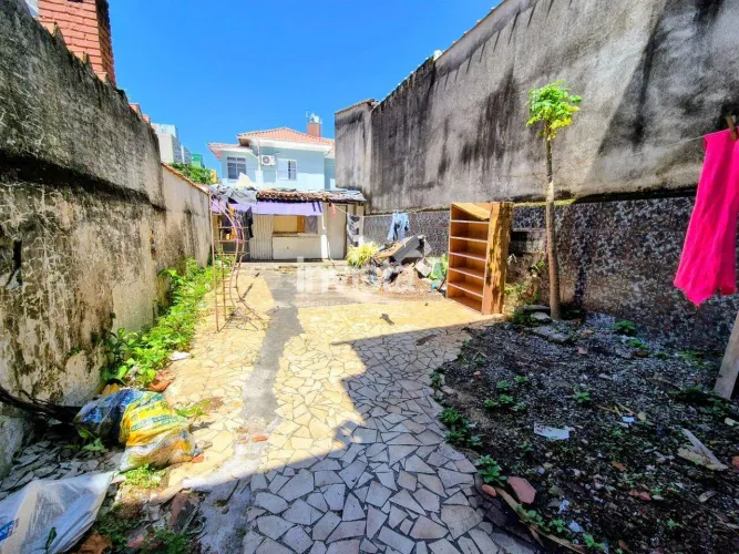 Casa à venda no bairro Vila Mathias
