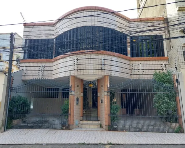 P/ INVESTIDORES! Prédio duplex Comercial/Residencial, 850m², nascente, ao lado do Ed. Sky 