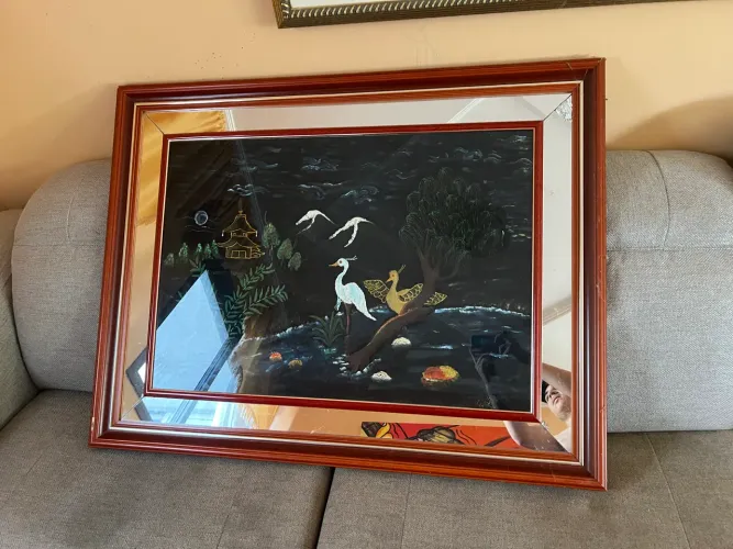 Quadro Decorativo Grande com Moldura de Madeira e Vidro