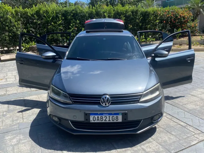 Volkswagen Jetta Highline 2.0 TSI 16V 4P Tiptronic 2011