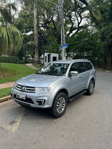 Mitsubishi Pajero HPE 3.2 4X4 T.i. Dies. 5P Aut. 2018