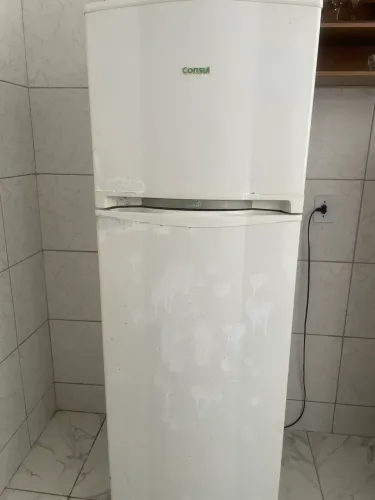 Vendo geladeira cônsul