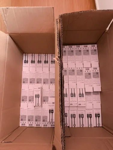 kit de 215 cabos usb Tipo C e cabo lightning apple