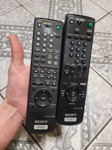 Kit 2 controles de dvd