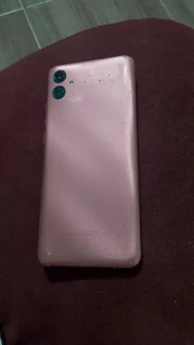 Celular pra retirada de peças