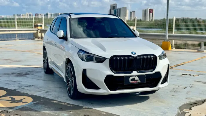BMW IX1 Xdrive 30 M Sport (elétrico) 2024