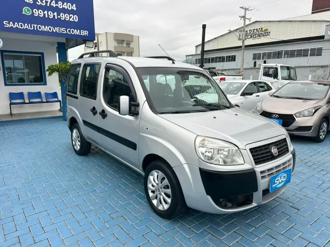 Fiat Doblo Essence 1.8 Flex 16V 5P 2015