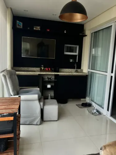 Perfil Morumbi - novo com Ampla varanda gourmet. Imperdível !