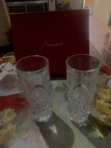 Copos de cristal da marca Baccarat, Especificamente do modelo Abysse
