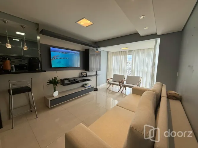Imóvel na Polônia com 2 dormitórios e 82.36m²