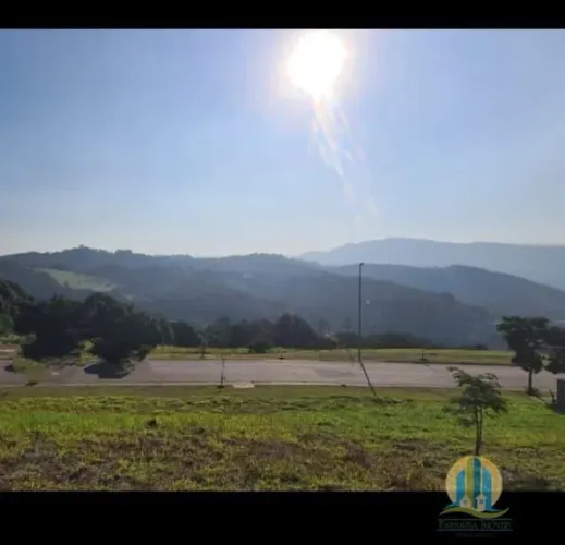 Terreno em Condomínio Altavis