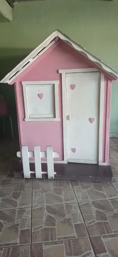 Casinha Infantil Encantadora à Venda! 
