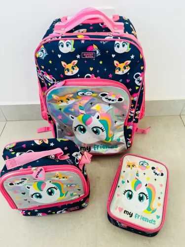 Kit Escolar Infantil Mochila Rodinha Lancheira Estojo Reforçada