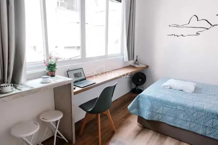 Kitnet/Conjugado : / Residencial / Leblon