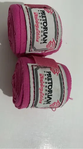 Vendo par de bandagem Pretorian rosa