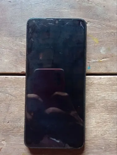 Celular Redimi 13C usado 128 GB de armazenamento , 4 gb de ram 