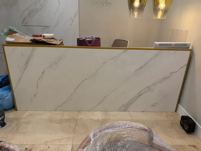 Lindo Balcão em porcelanato