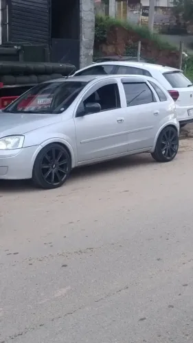 Chevrolet Corsa Hatchback 1.8 MPFI Flexpower 8V 5P 2004