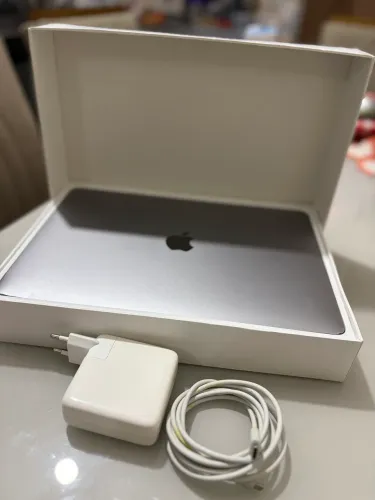 MacBook Pro 13? 2017 i5 8GB 128GB SSD | A1708 | Caixa Original