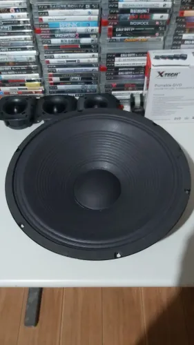2 woofer magnum extreme sound de 15 em ótimo estado.