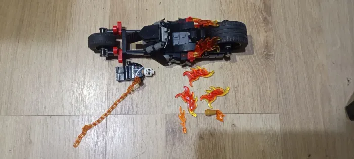 Lego motoqueiro fantasma 