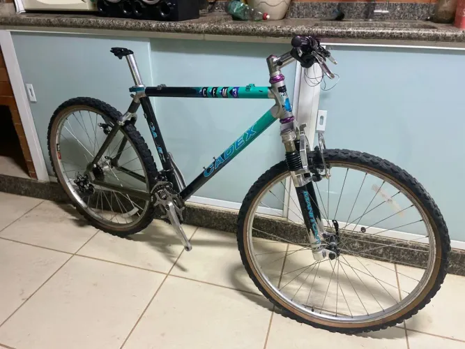 Quadro Cadex Giant