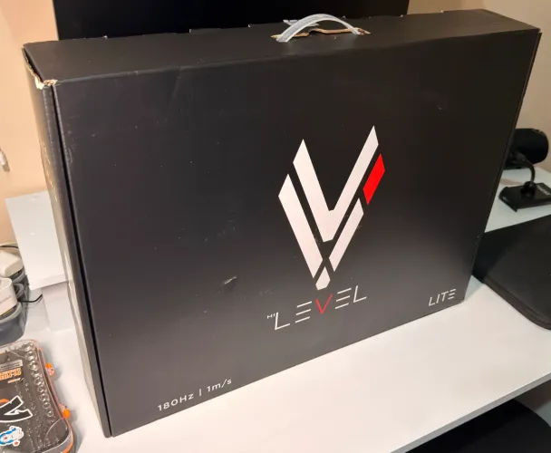 Monitor Level 24? 180Hz Full HD