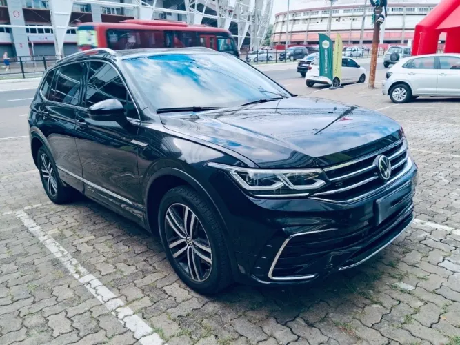 Volkswagen Tiguan Allspac R-line 300 TSI 2.0 2024