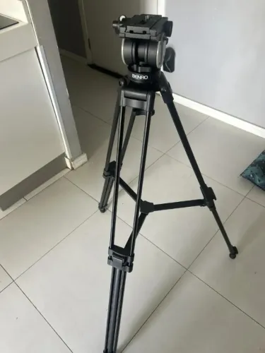 Tripé Benro Kh25rm Para Câmeras - Preto - Acompanha Case