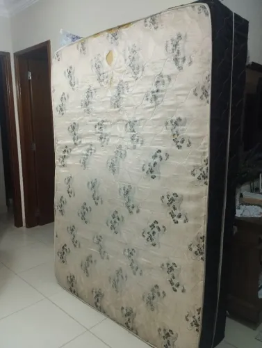 DOANDO BOX DE CAMA CASAL - USADO