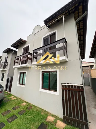 Casa em Condomínio à Venda com 2 Quartos e Vagas de Garagem Excelente Oportunidade em Coti