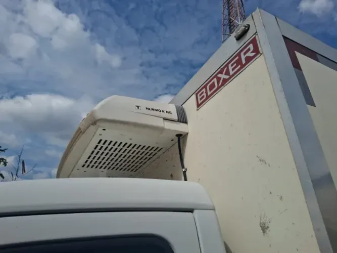 Baú Frigorífico, Elétrico e Acoplado - Thermo King, V300 para caminhão VUC