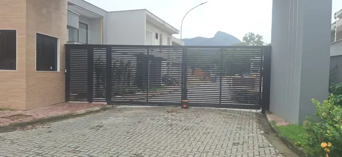 Terreno Plano em Localização Privilegiada | Condomínio Fechado