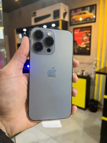 SEMI NOVO! iPhone 13 PRO 128GB azul com garantia 
