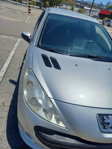 Peugeot 207 Sed. Passion XR Sport 1.4 Flex 8V 4P 2009