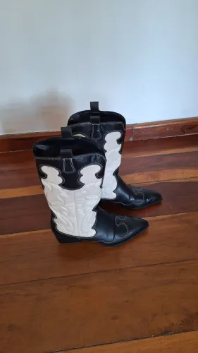 Bota arezzo Western