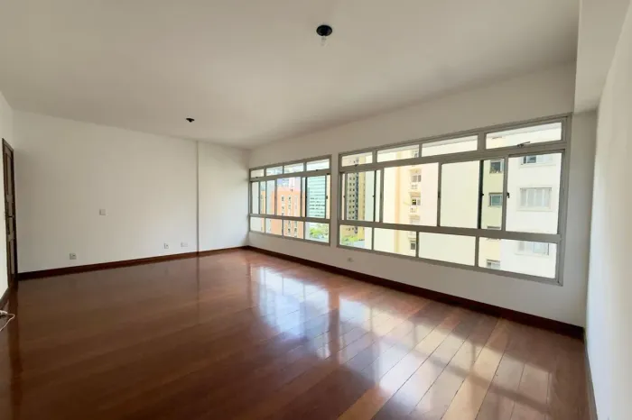 Apartamento à Venda - Lourdes, 4 Quartos, 140 m2