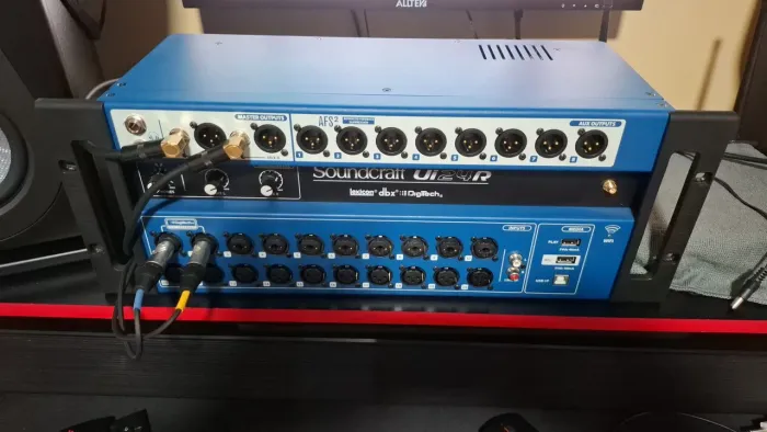 Mesa de som digital ui 24r