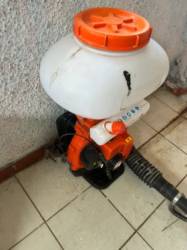 PULVERIZADOR COSTAL MOTORIZADO - ÓTIMO ESTADO -nunca foi usado