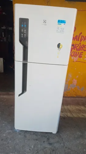 Geladeira eletrolux