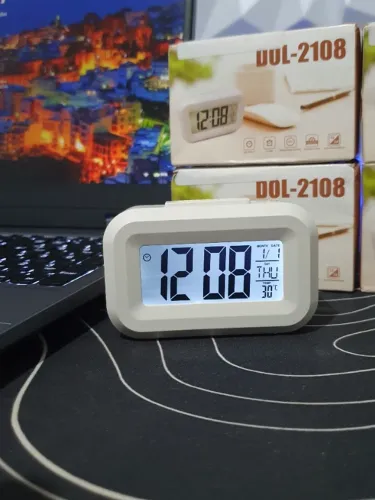 ?Promoção: Relógio Digital de Mesa com Temperatura e Alarme
