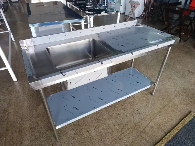 Mesa Inox 1.50x60cm c/Cuba e Paneleiro 