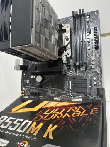 Kit Ryzen 7 5700x B550m-k DeepCool AK400