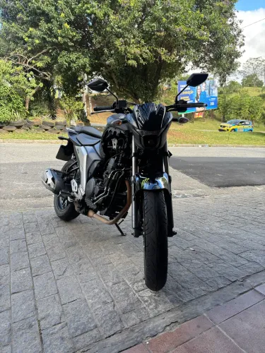 Fazer 250