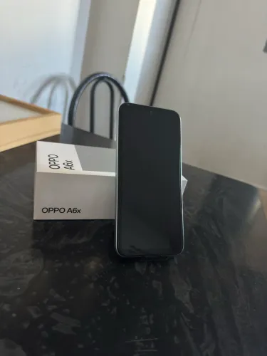 Vende-Se celular marca OPPOAx6