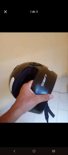 Capacete semi novo