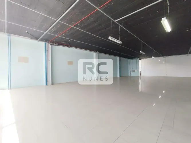 Loja com área de 260 m² no Bairro Venda Nova